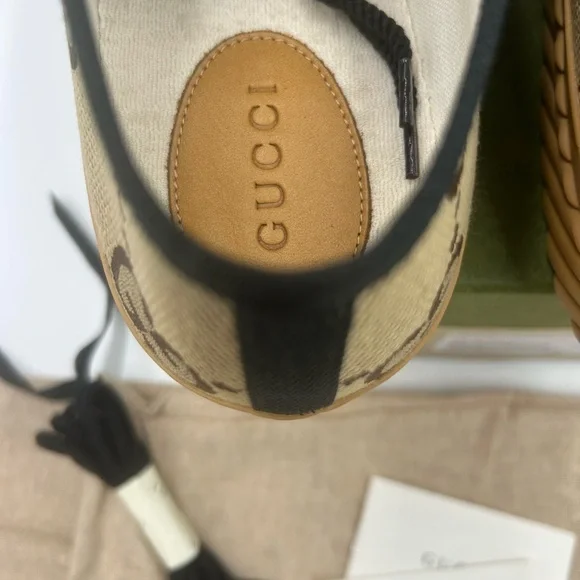 Gucci Beige and Brown low top sneakers size 13 made in Spain - Picture 10 of 11